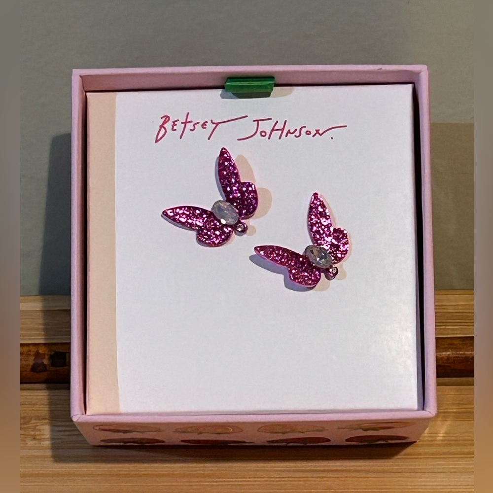 BETSEY JOHNSON Fuchsia Garden Glam Crystal Dragonfly Stud Earrings NWTS - Picture 8 of 8